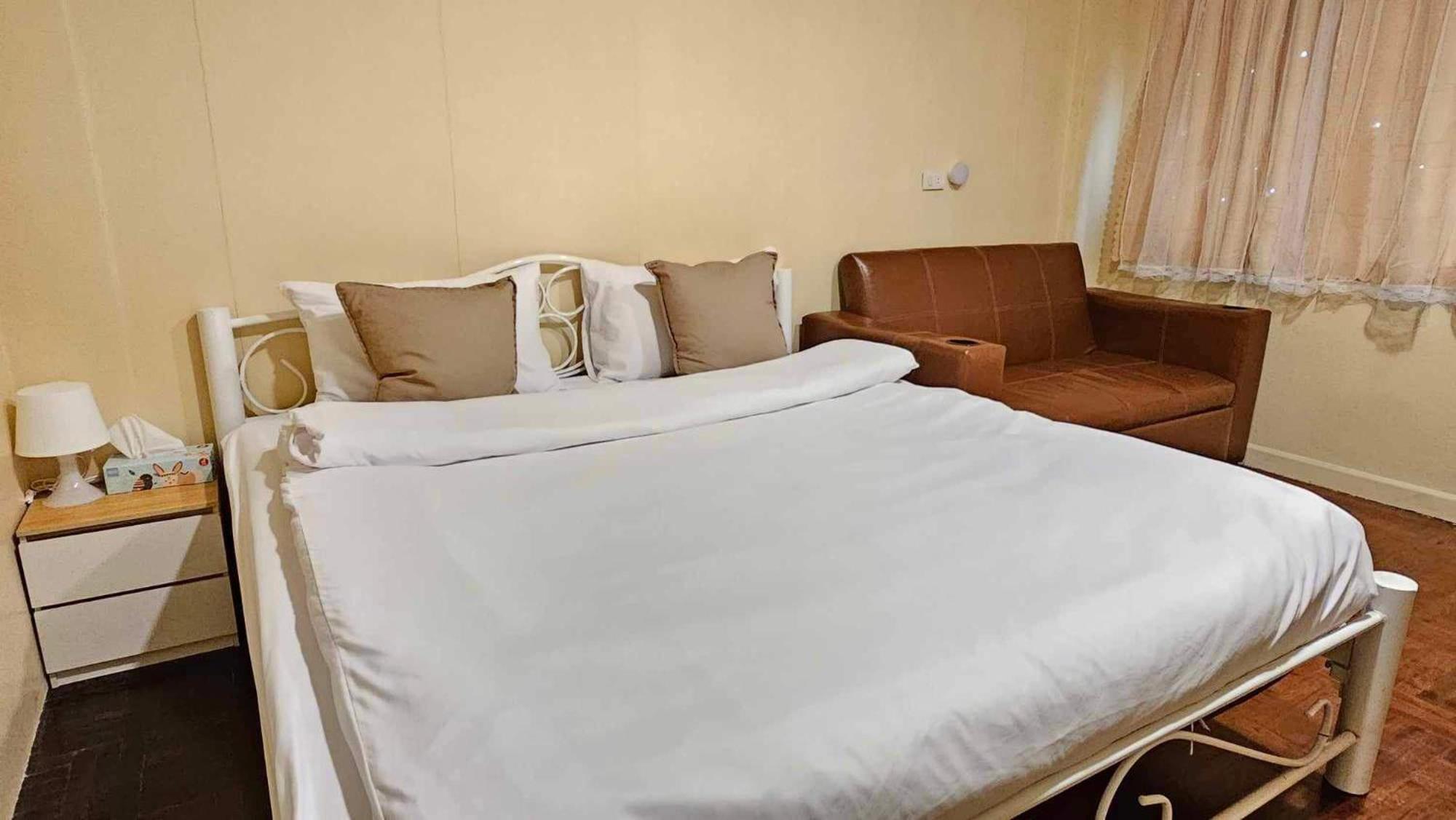W District Guesthouse بانكوك المظهر الخارجي الصورة