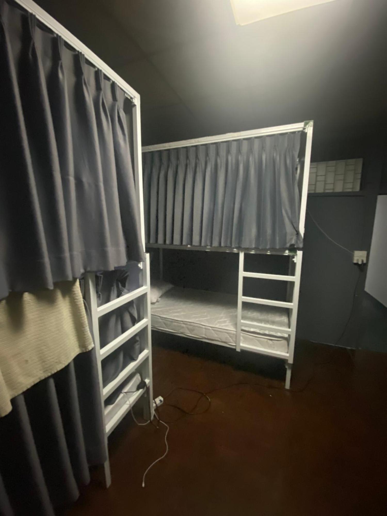 W District Guesthouse بانكوك المظهر الخارجي الصورة
