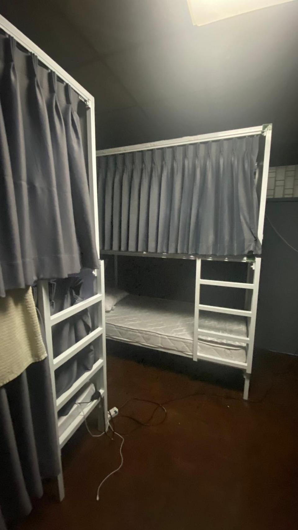 W District Guesthouse بانكوك المظهر الخارجي الصورة