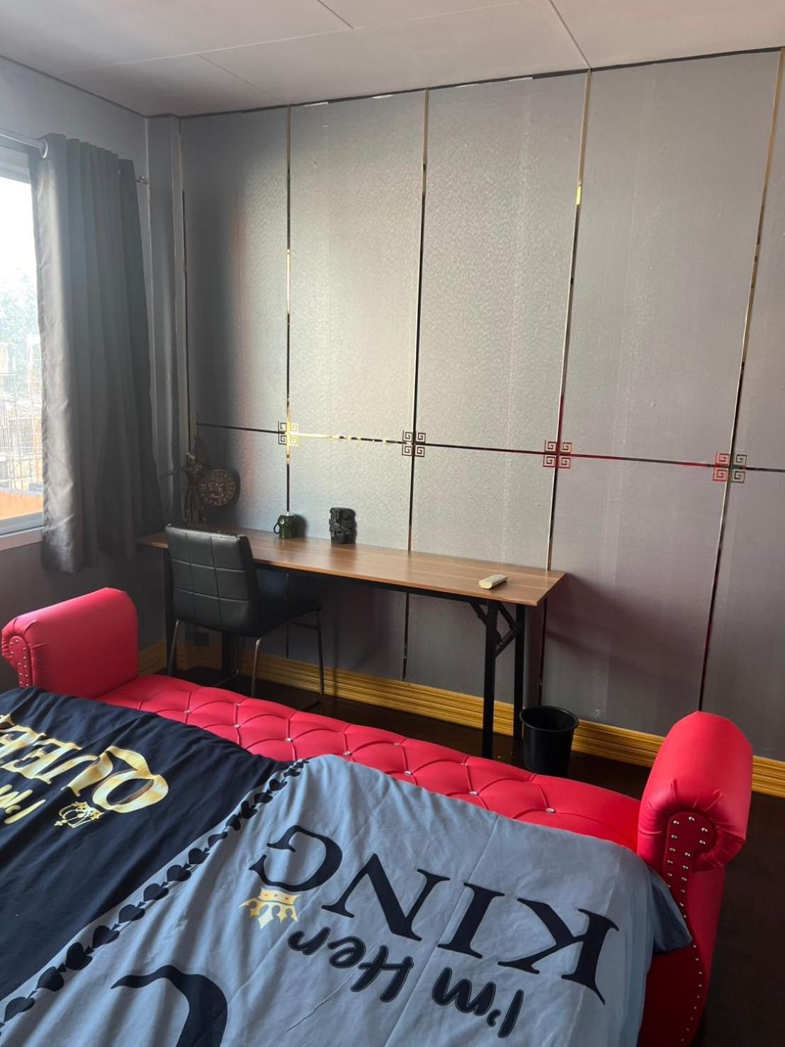 W District Guesthouse بانكوك المظهر الخارجي الصورة